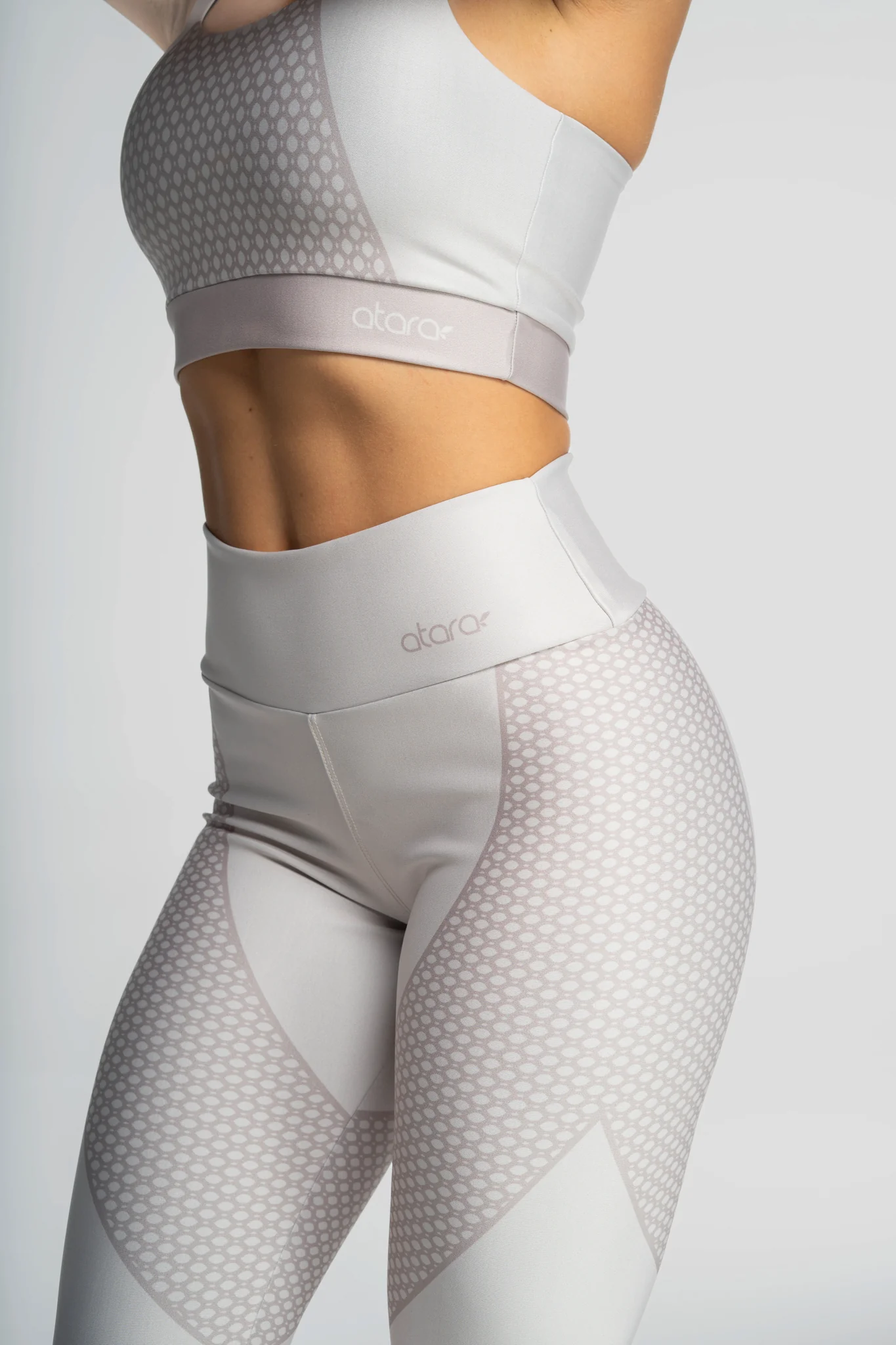 Legging Básica Renda Dourada - Image 3